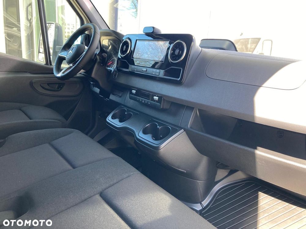 Mercedes-Benz Sprinter 317 CDI OM654 - 13