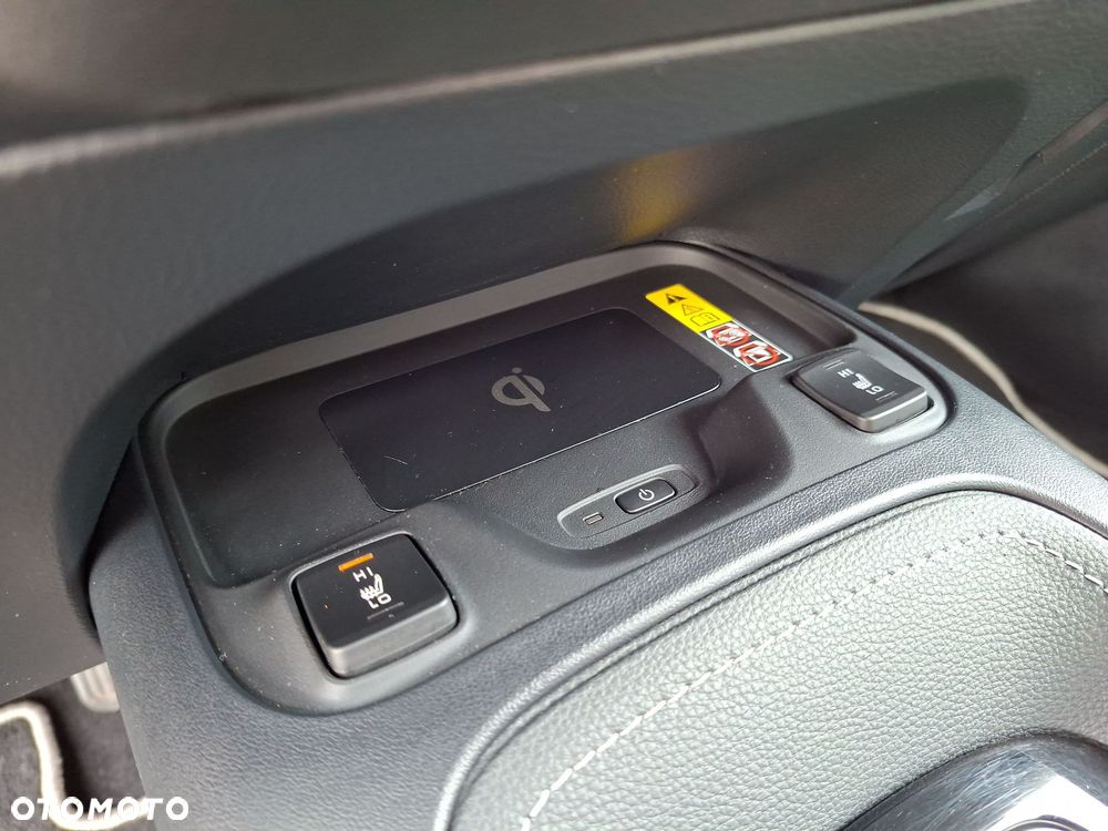 Toyota Corolla 1.8 Hybrid Style - 18