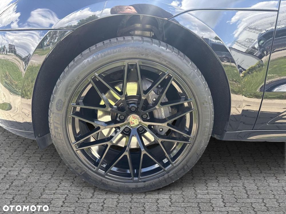 Porsche Macan T - 16