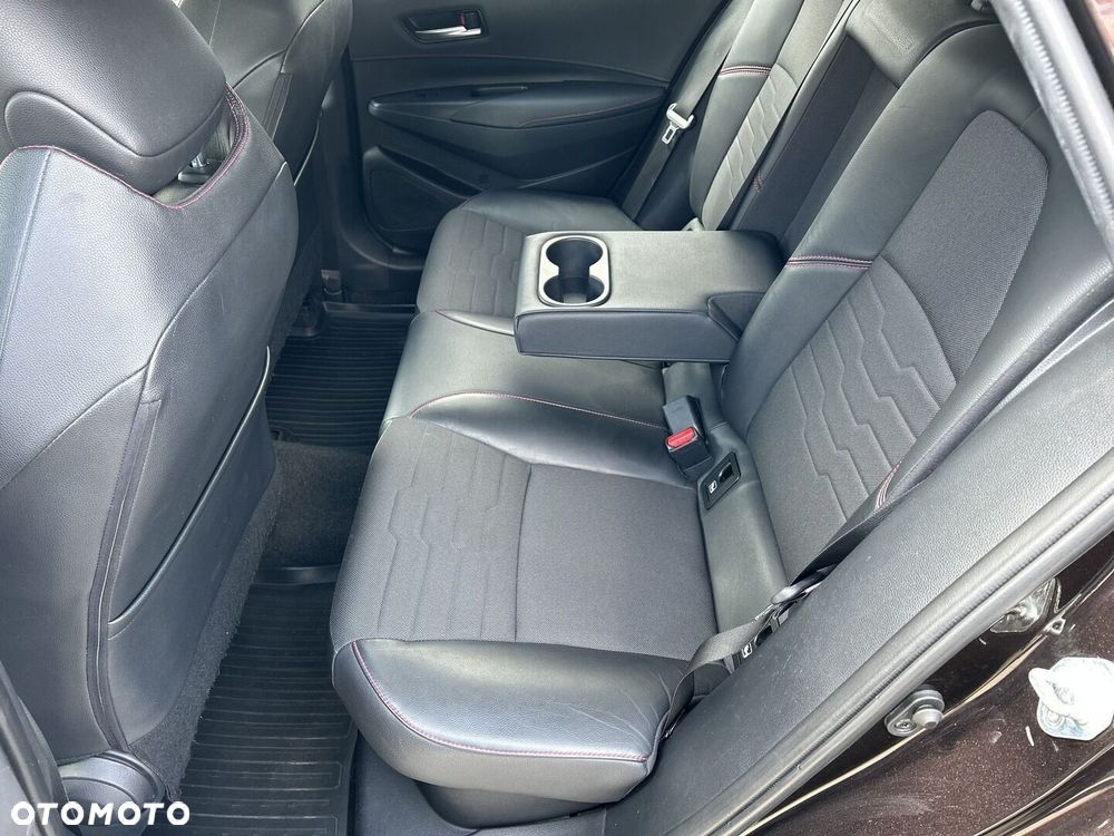 Toyota Corolla - 17