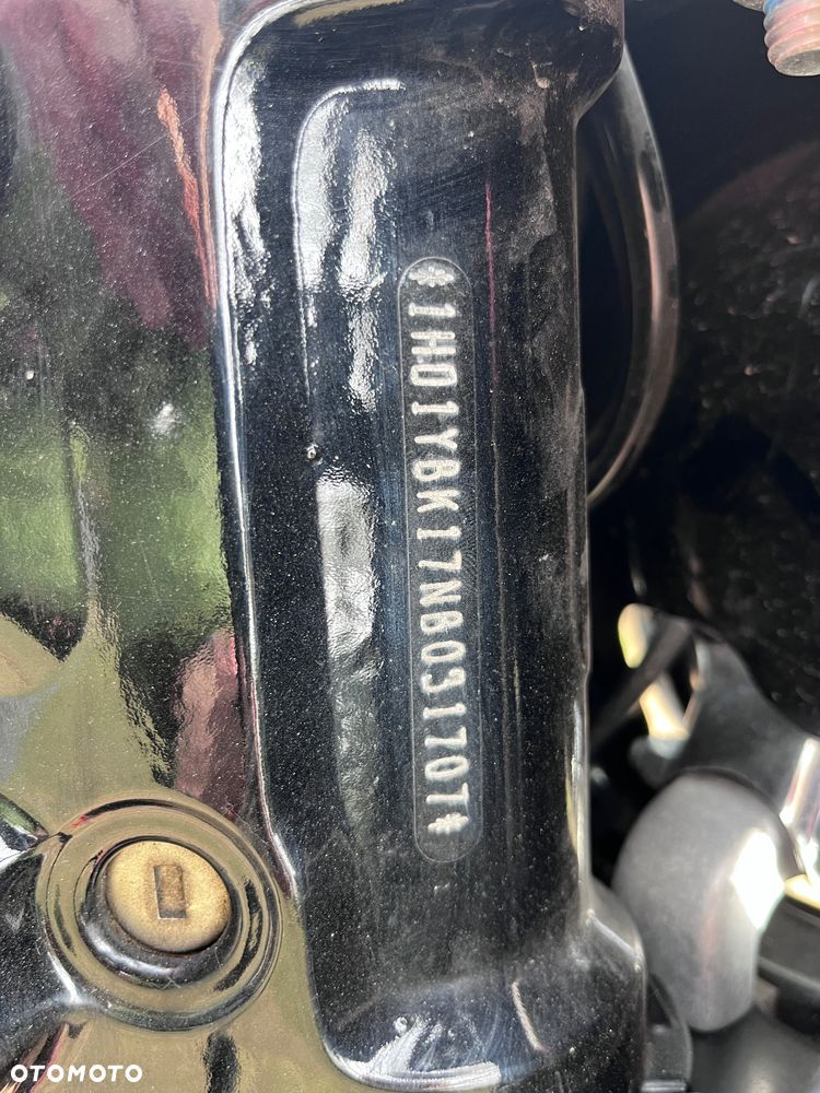 Harley-Davidson Softail Heritage Classic - 19