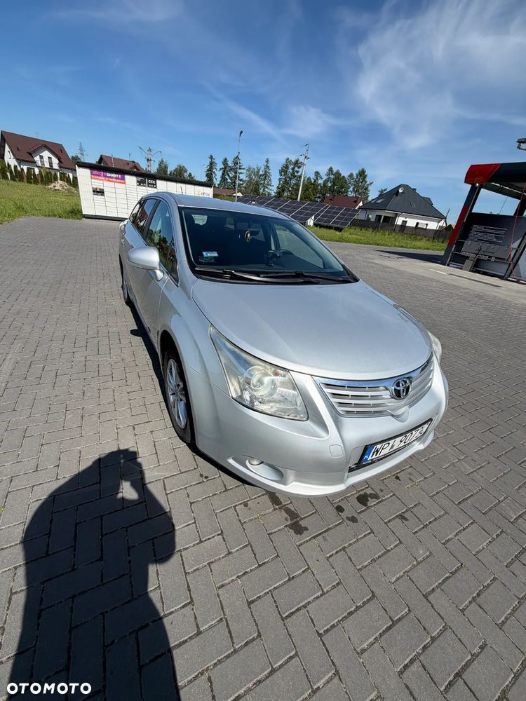 Toyota Avensis 1.8 Sol plus NAVI - 11