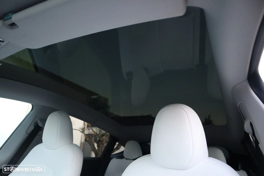 Tesla Model Y Tração Traseira - 20