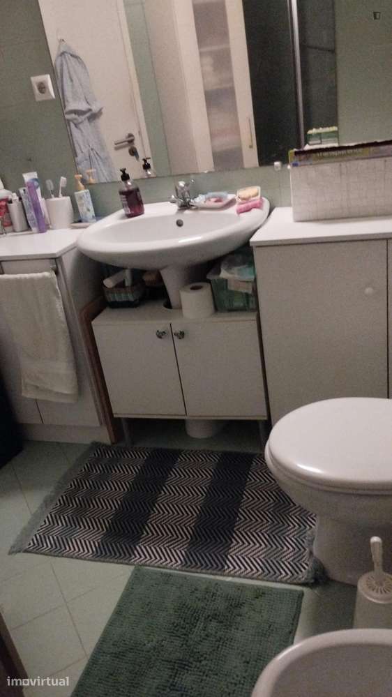 Quarto - localizado em Leiria - Grande imagem: 5/14
