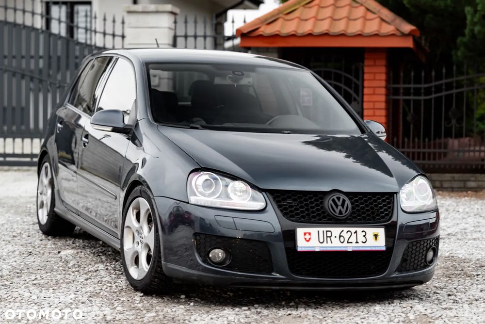 Volkswagen Golf 2.0 GTI - 1