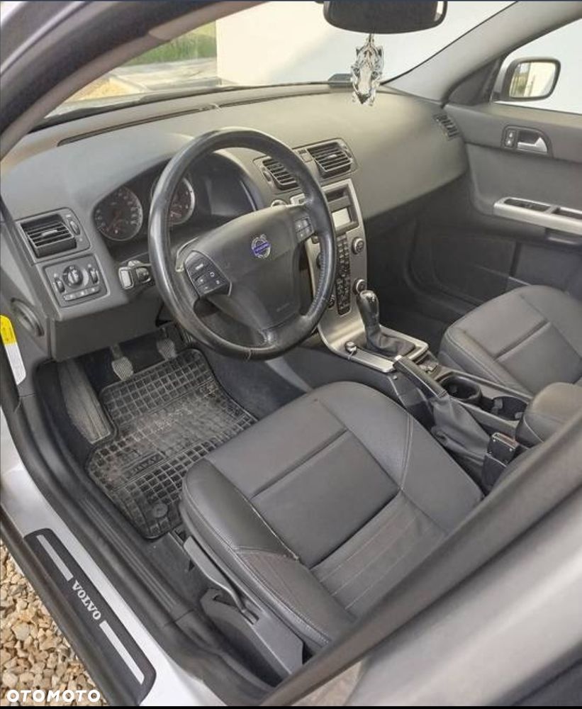Volvo S40