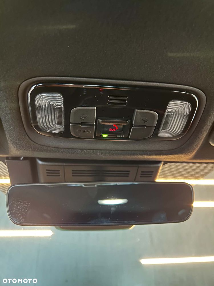 Toyota Yaris Cross Hybrid 1.5 Executive - 24