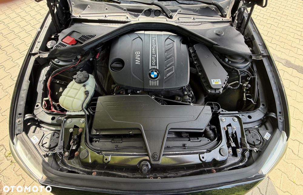 BMW Seria 1 120d Sport Line - 34