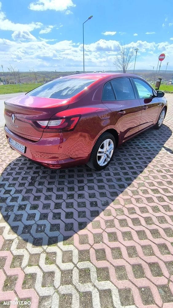 Renault Megane TCe Business - 2