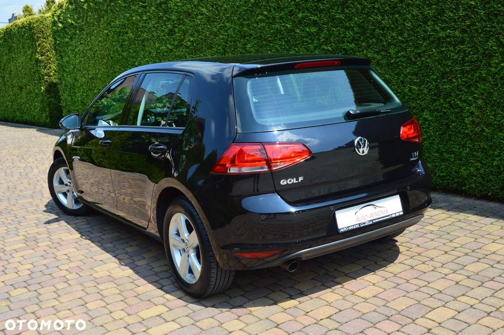 Volkswagen Golf - 2