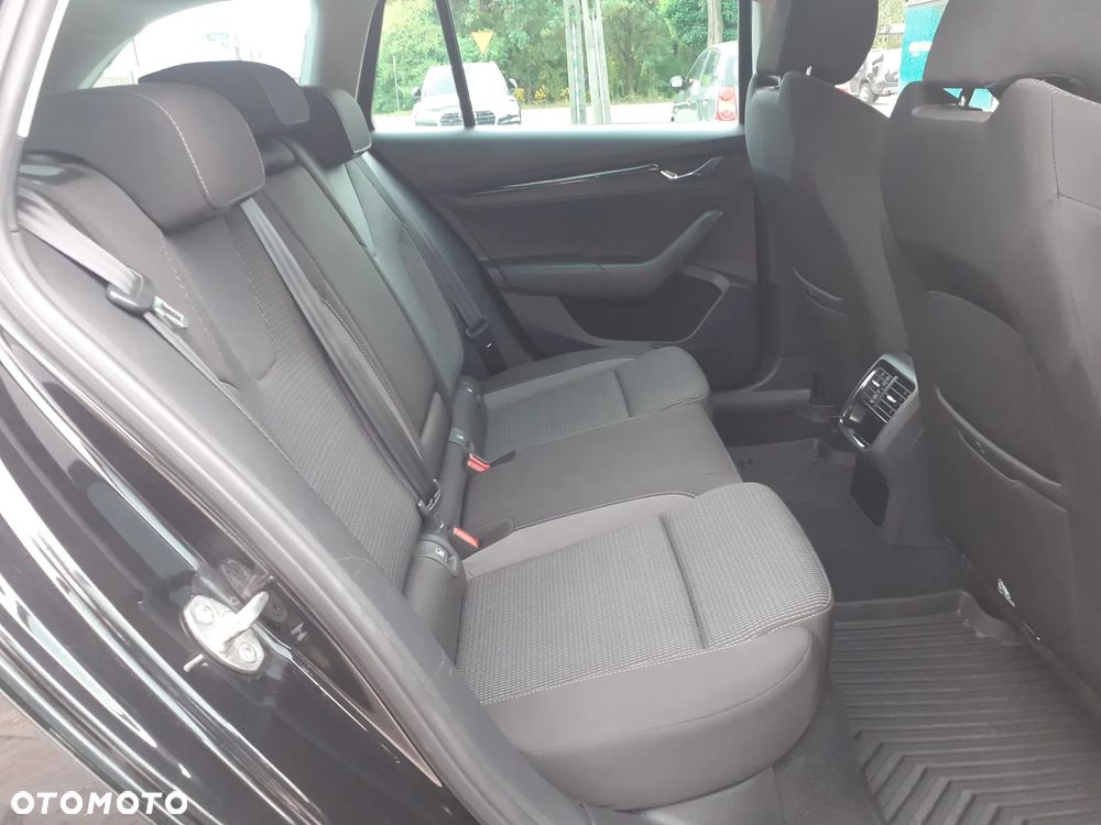 Skoda Octavia 1.5 TSI ACT Ambition - 23