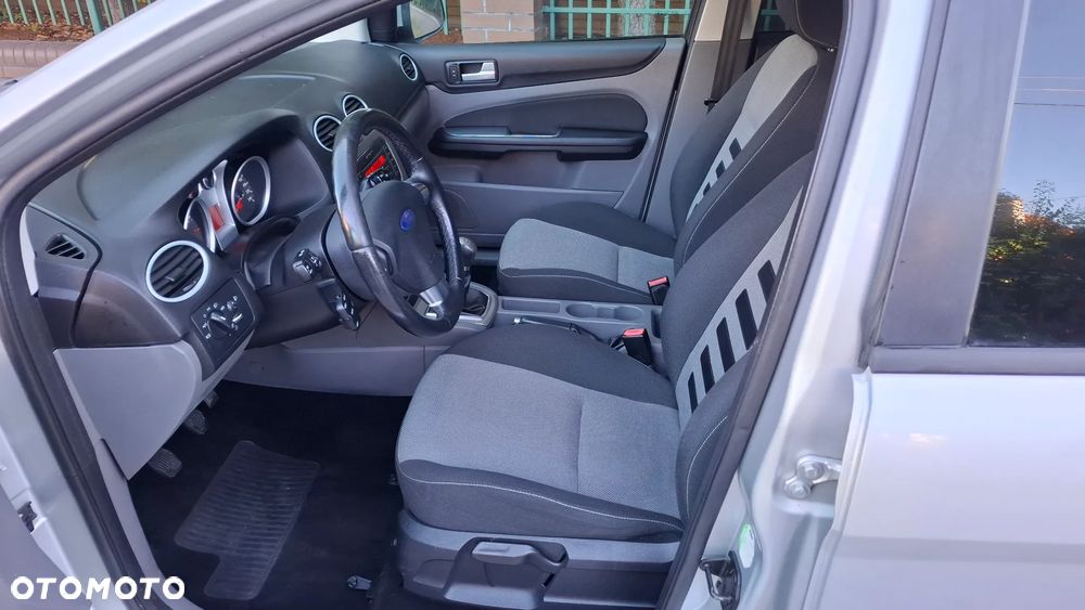 Ford Focus 1.8 FF Platinium X - 7