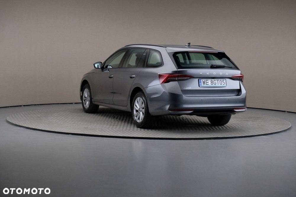 Skoda Octavia 2.0 TDI Essence DSG - 2