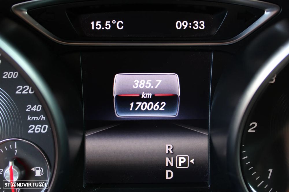 Mercedes-Benz GLA 220 d - 17