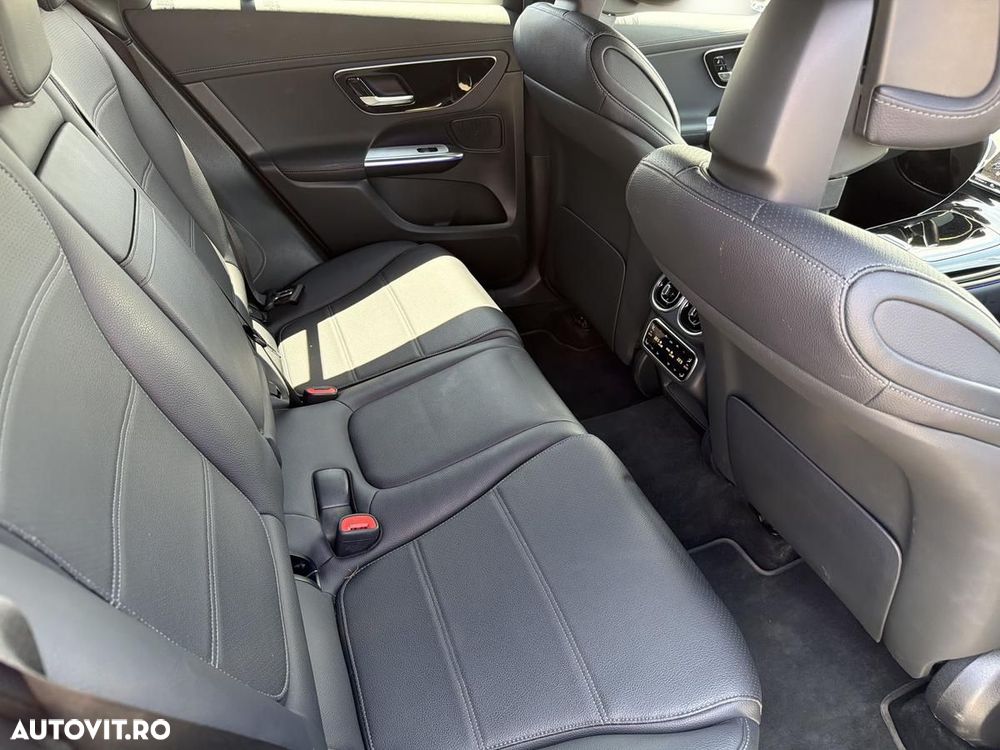 Mercedes-Benz GLC 220 d 4MATIC MHEV - 11