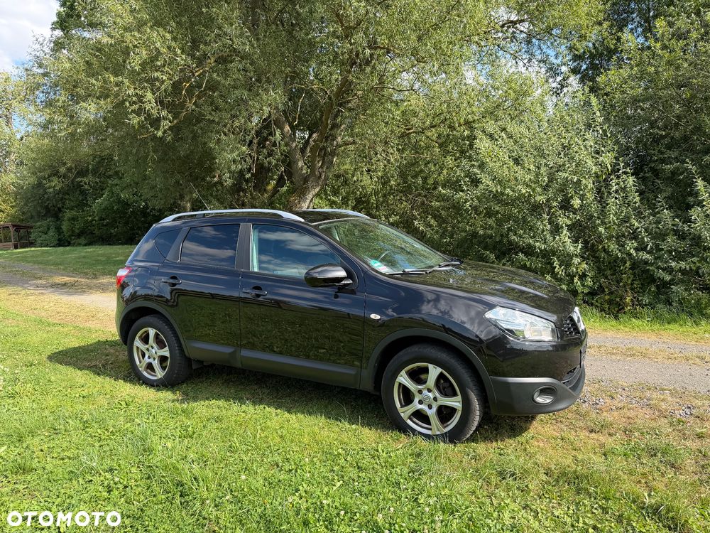 Nissan Qashqai 2.0 dCi DPF tekna - 6