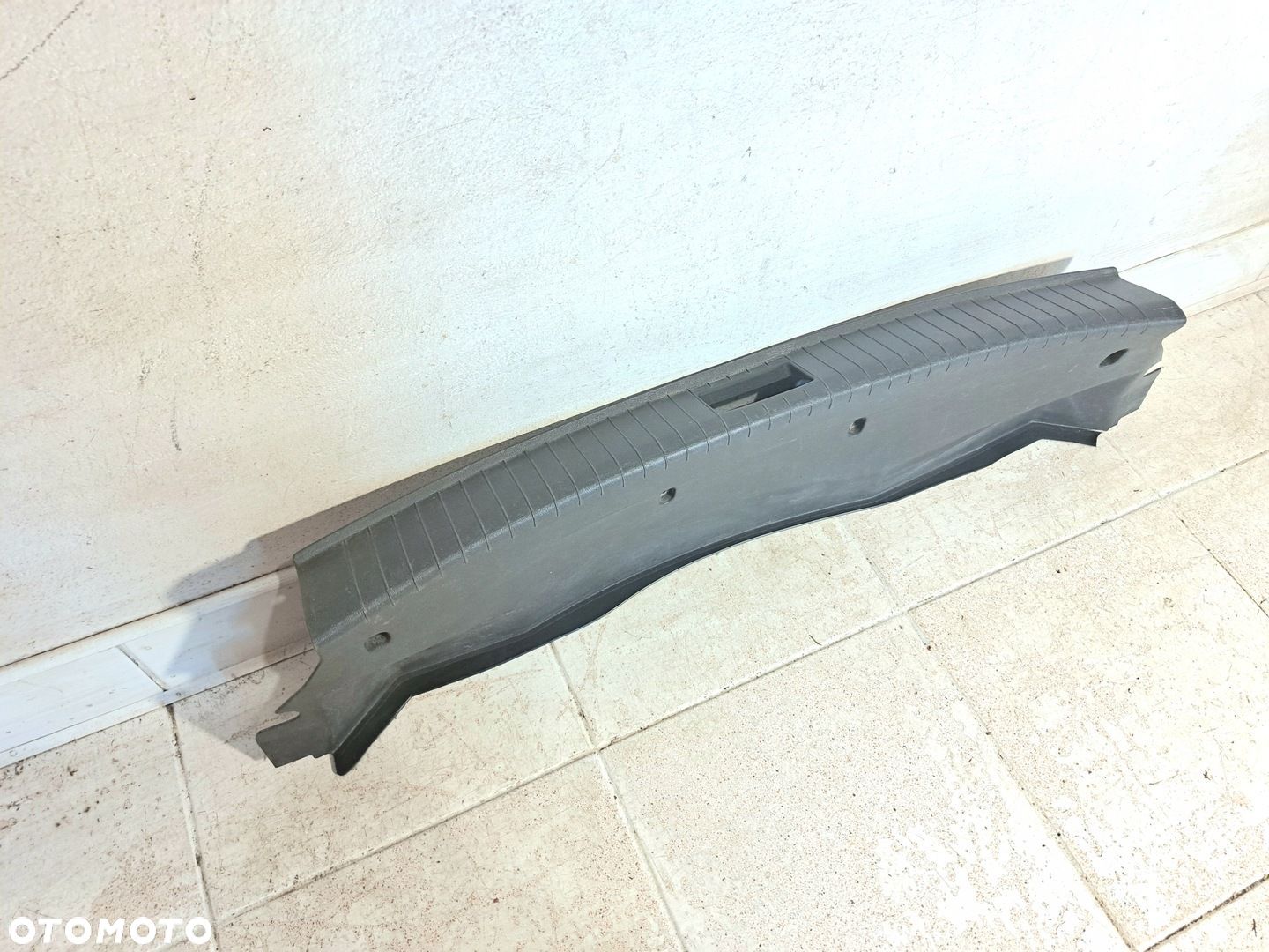 OSŁONA BAGAŻNIKA PASA TYLNEGO FIAT STILO 5d LIFT - 1