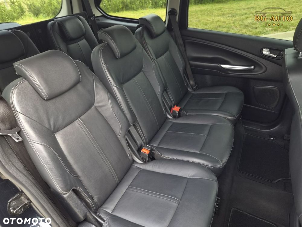 Ford Galaxy - 29