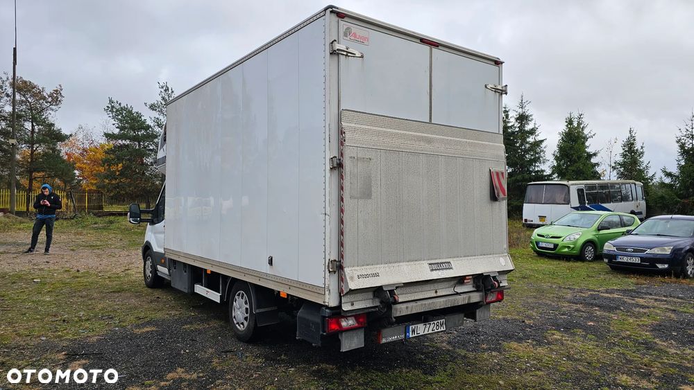 Ford Transit - 17