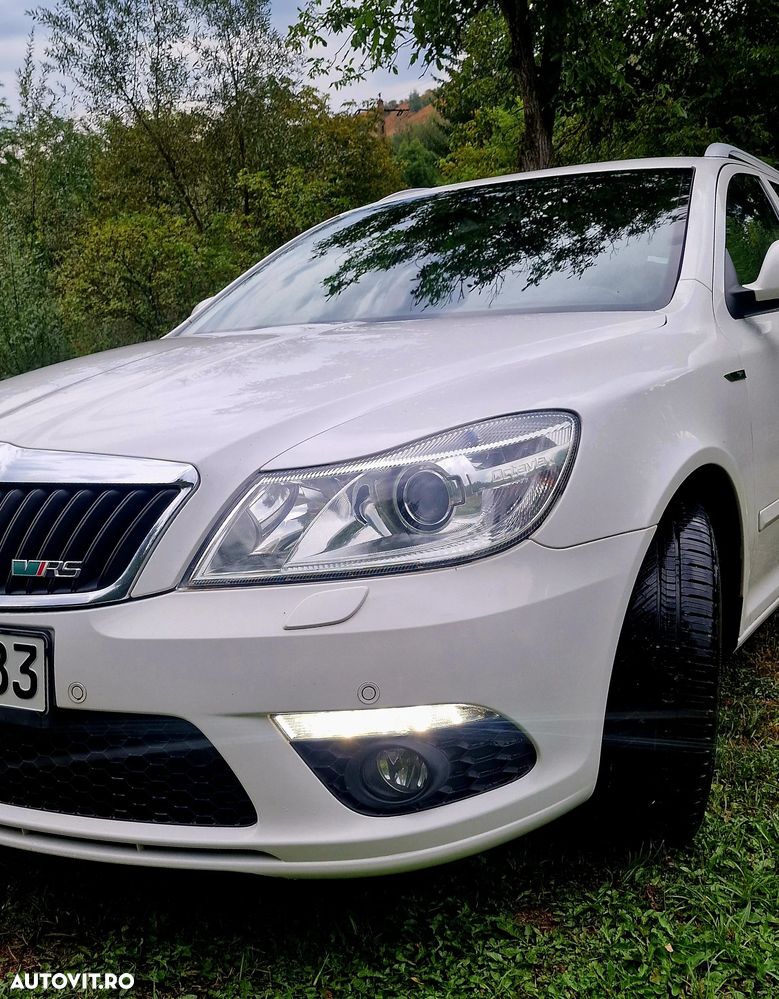 Skoda Octavia 2.0 TDI CR DPF RS - 19