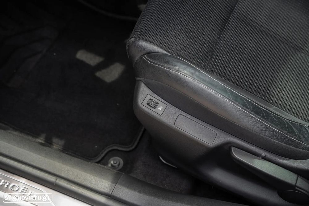 Citroën C4 PureTech 130 Stop&Start SHINE - 16