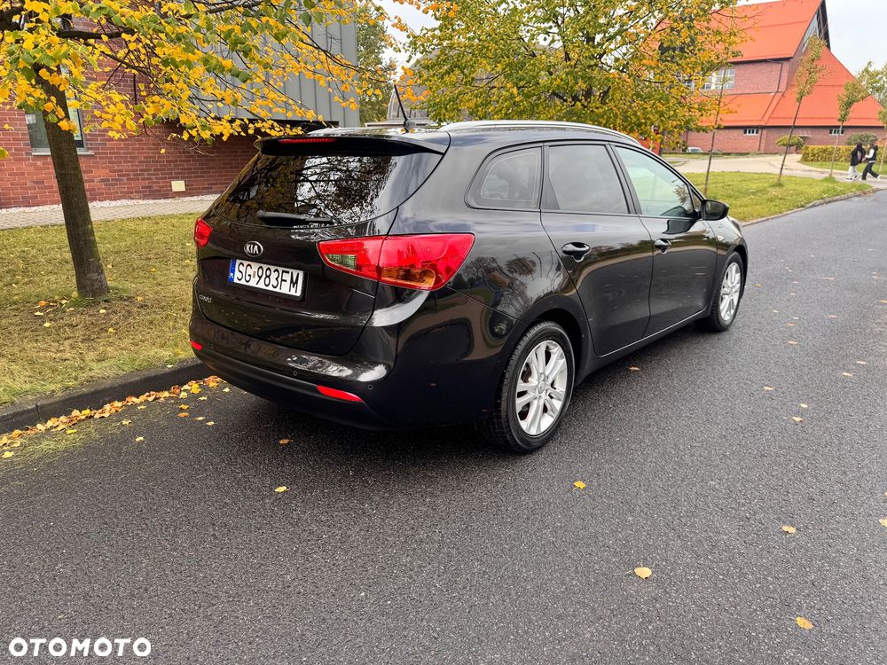 Kia Ceed 1.6 GDI Fifa World Cup Edition - 7