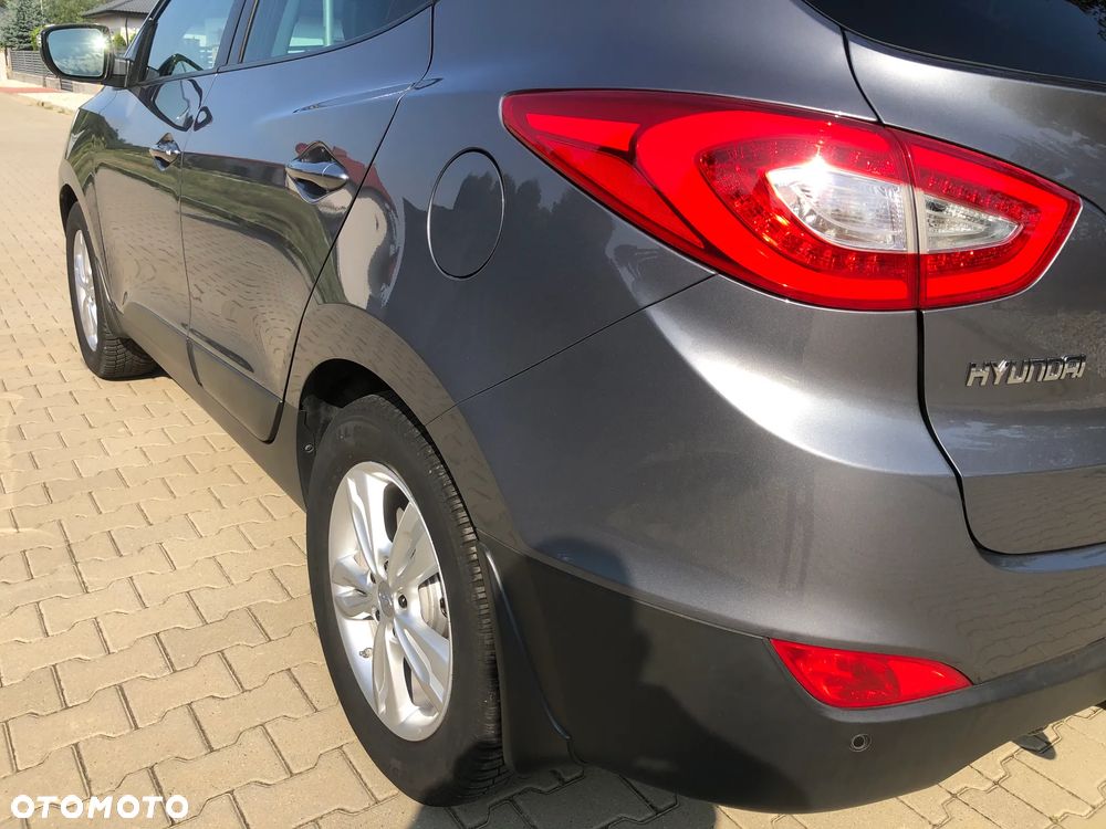 Hyundai ix35 1.6 2WD Fifa World Cup Edition - 8