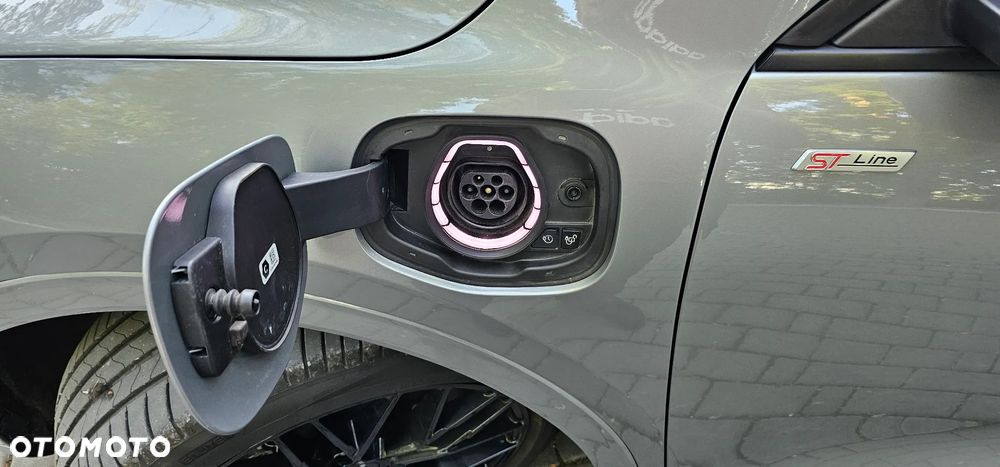 Ford Kuga 2.5P PHEV FWD ST-Line X - 12
