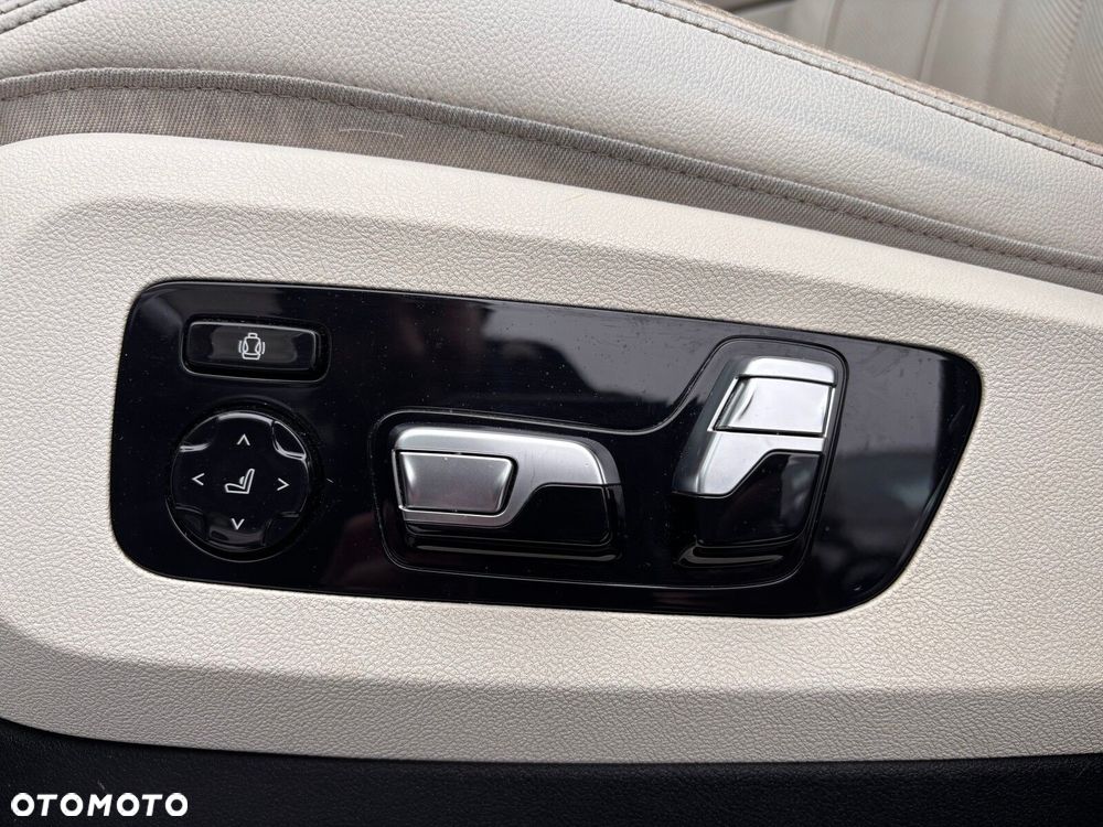 BMW X5 xDrive30d - 13