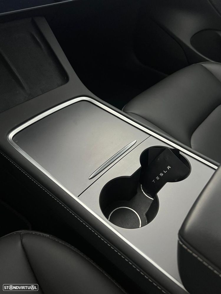 Tesla Model 3 - 20