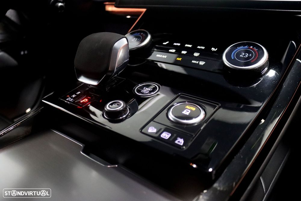 Land Rover Range Rover Sport 3.0 P460e Dynamic SE - 31