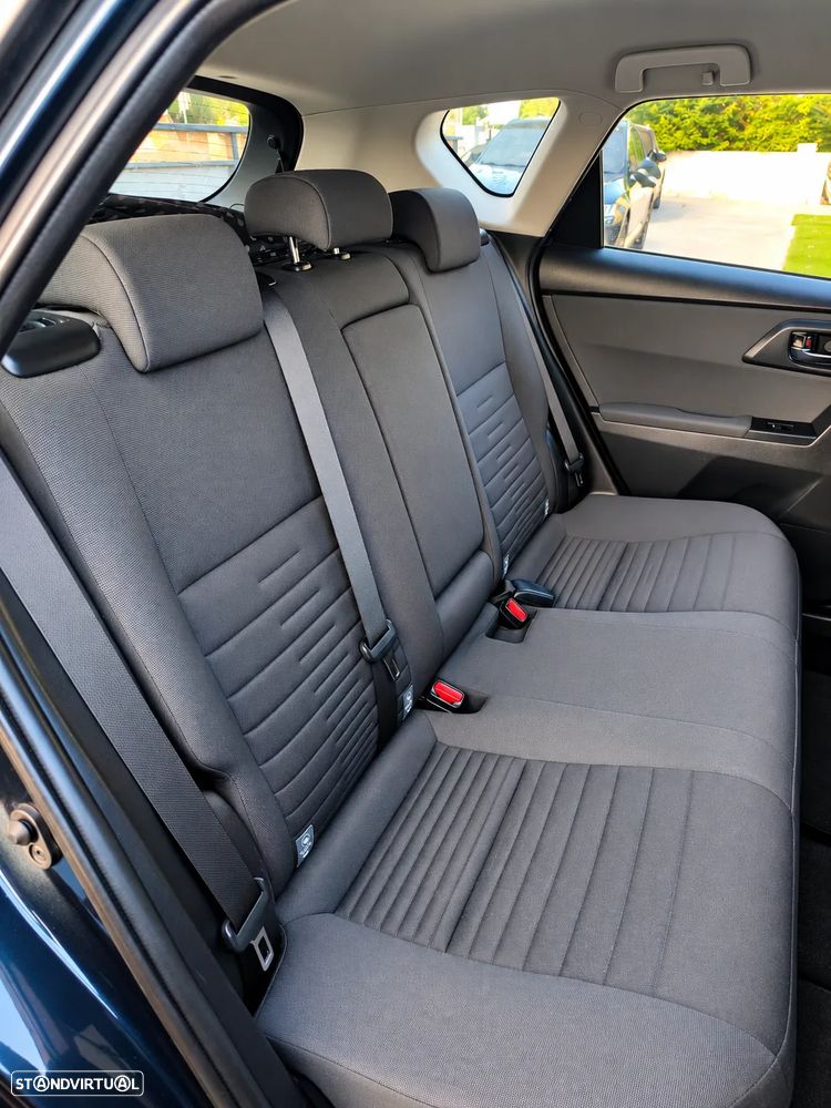 Toyota Auris 1.8 HSD Active - 8
