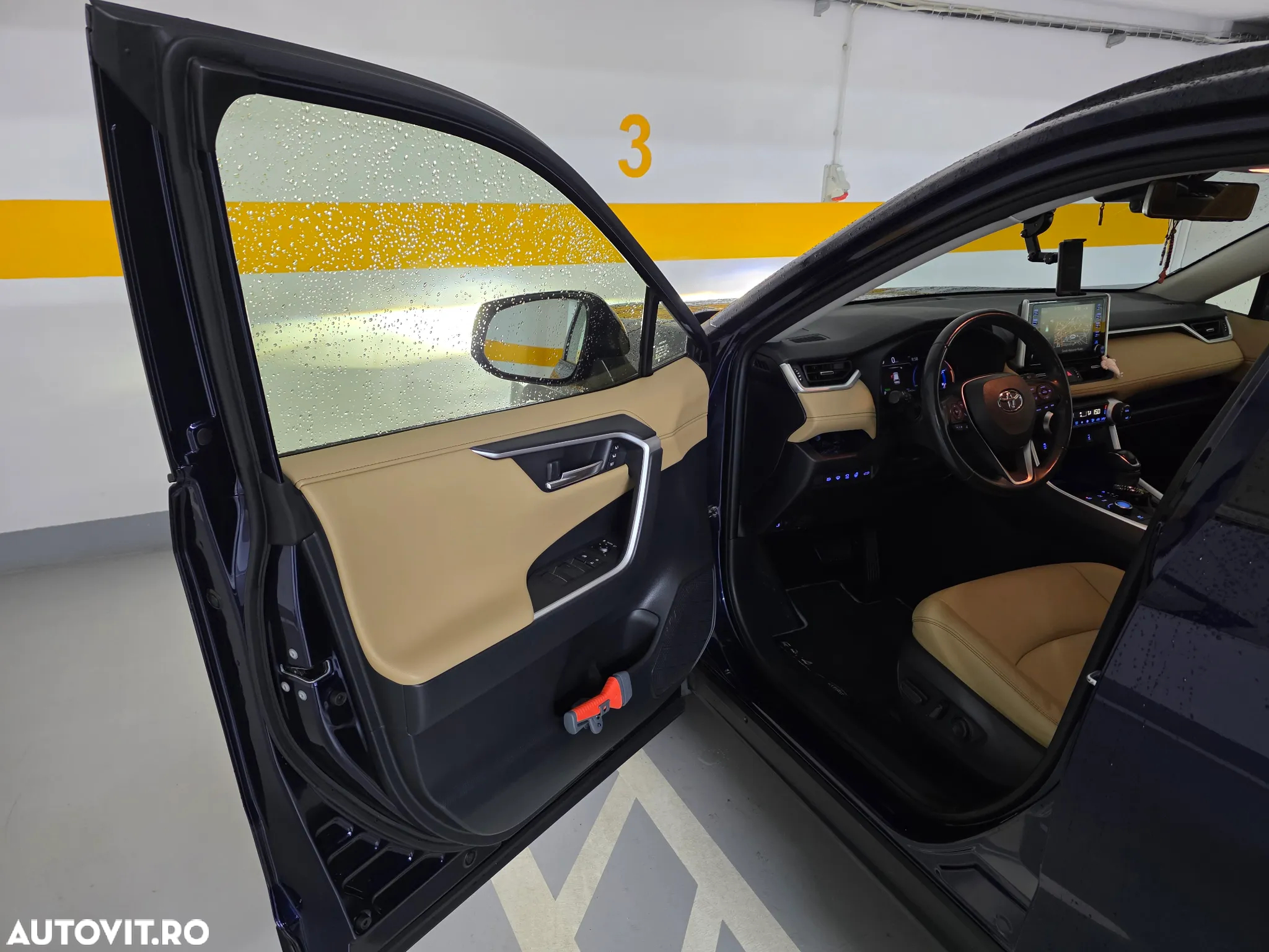 Toyota RAV4 2.5 Hybrid VVT-iE 4x4 Luxury Plus - 9