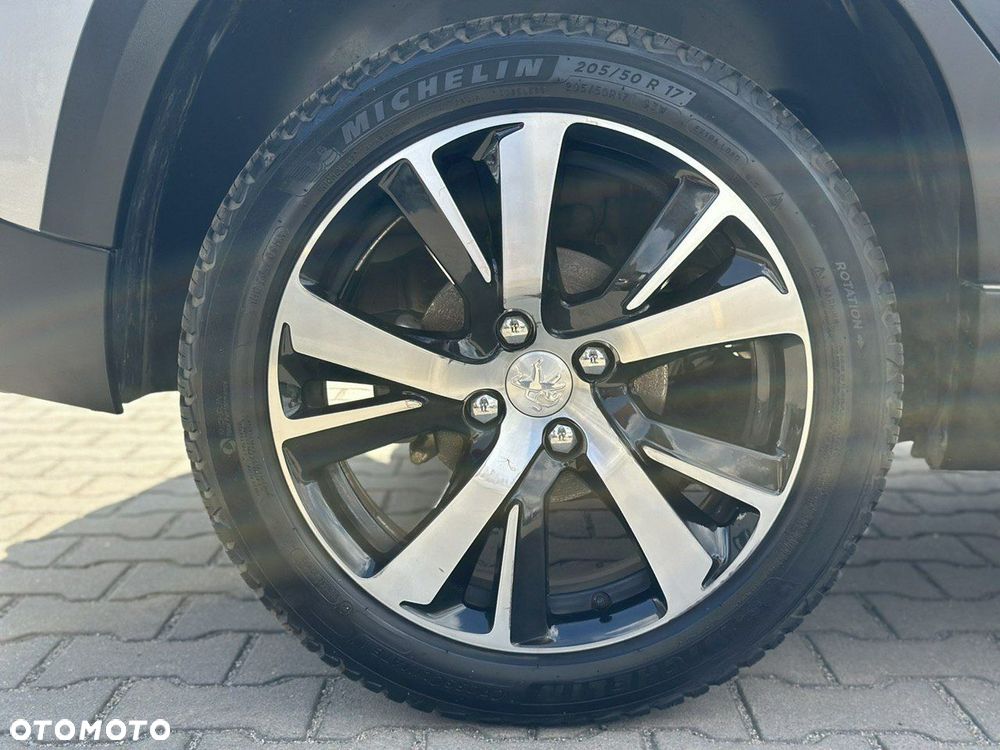 Peugeot 2008 BlueHDi FAP 120 STOP & START GT-Line Edition - 27