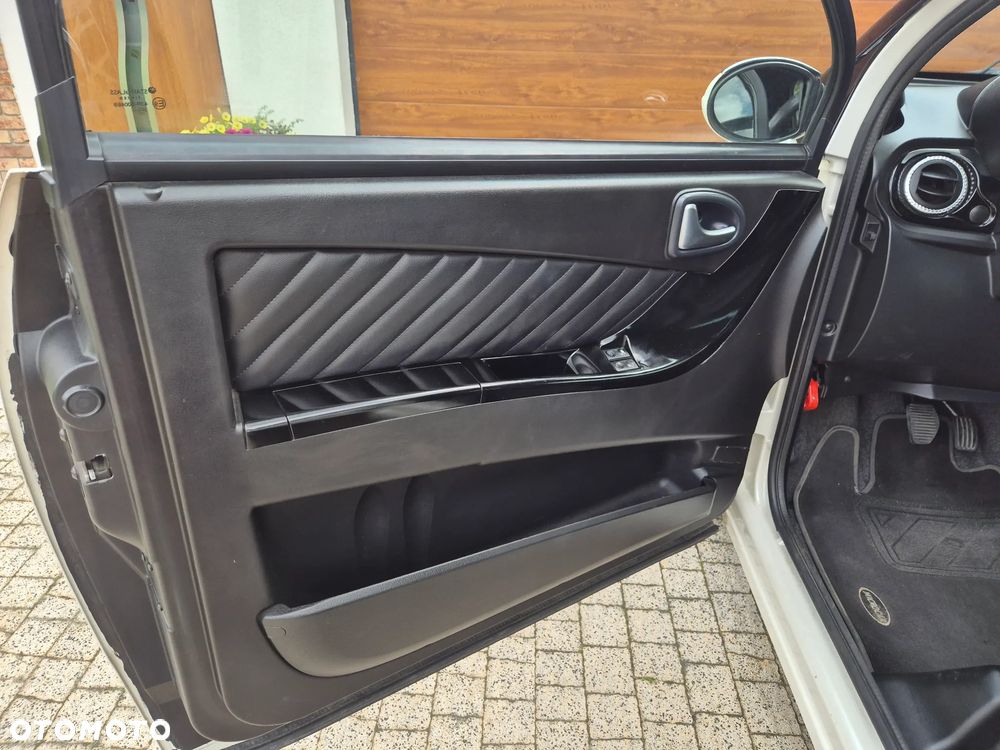 Microcar MC - 12