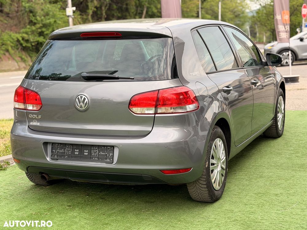 Volkswagen Golf - 4