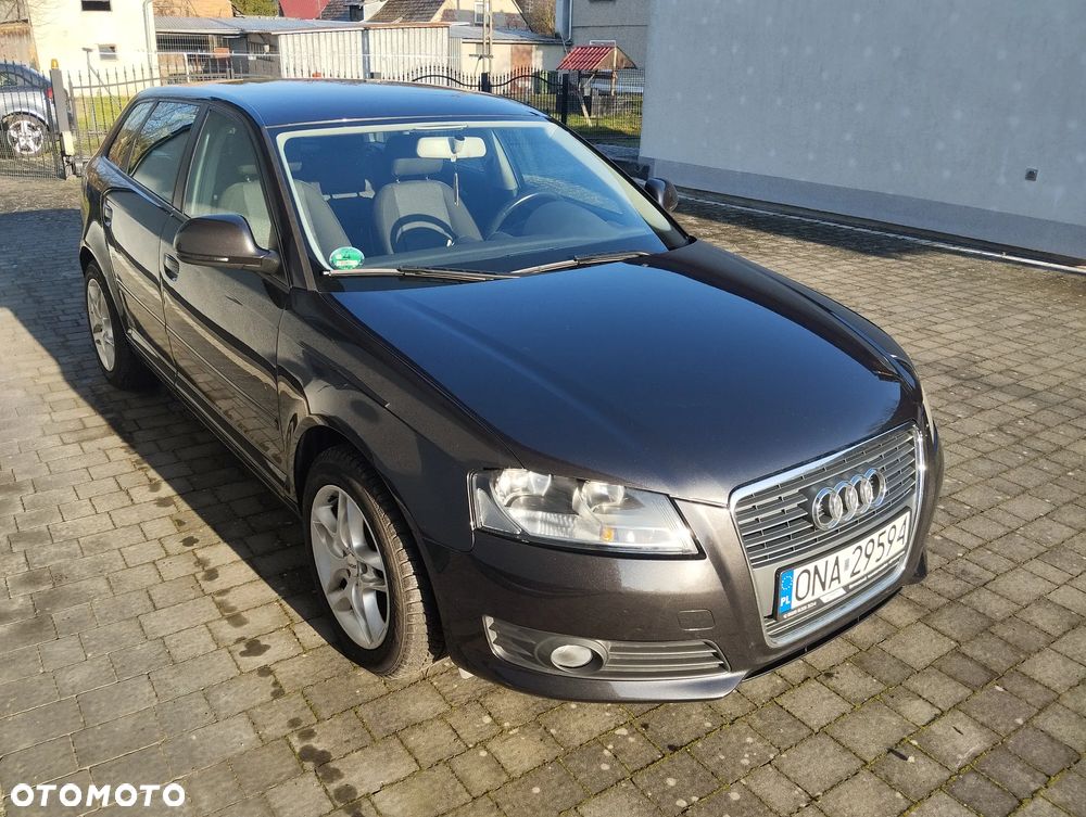 Audi A3 Sportback 1.6 Ambiente - 3