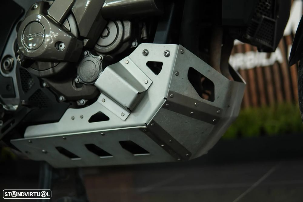 Honda VFR 1200 XD - 4