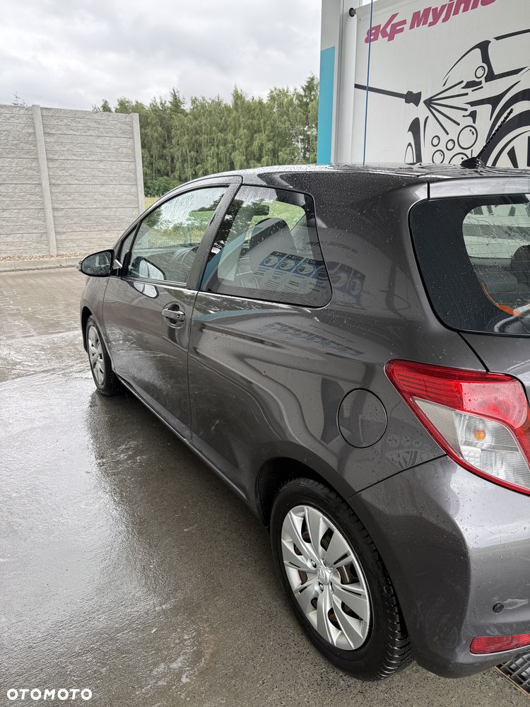 Toyota Yaris 1.33 Dynamic - 19