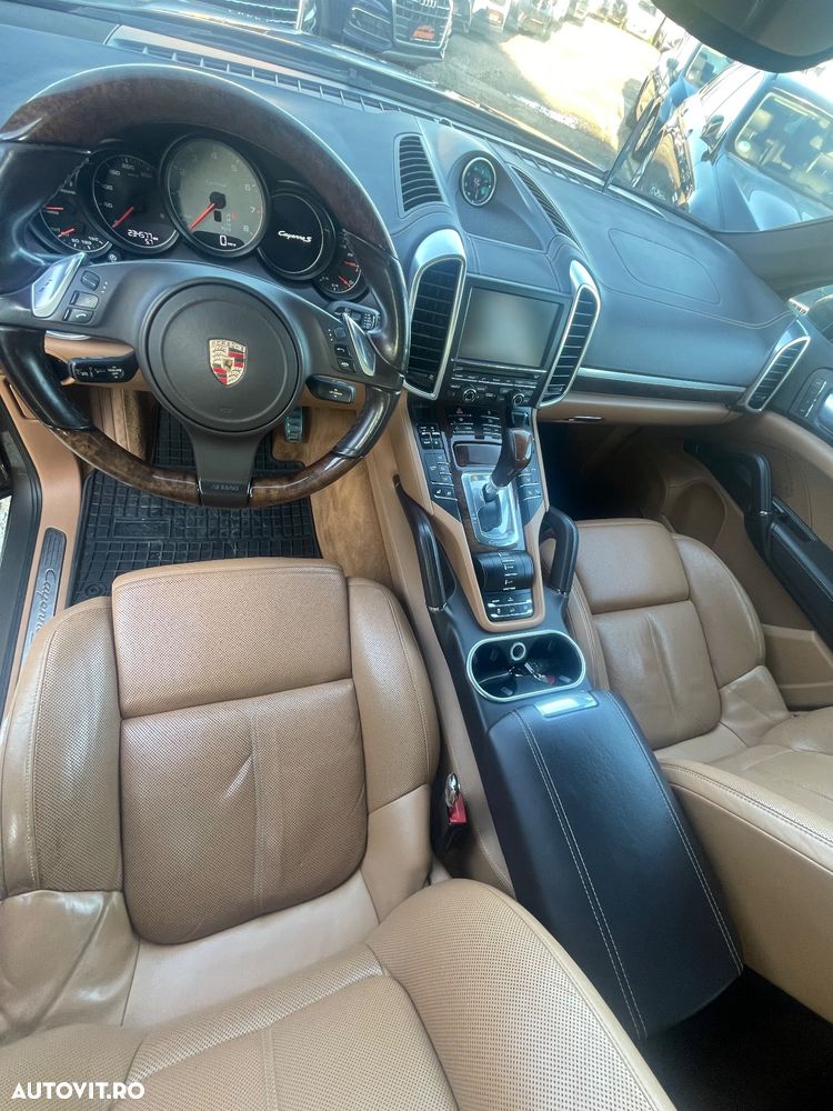 Porsche Cayenne S Hybrid V6 3.0L Aut. - 11