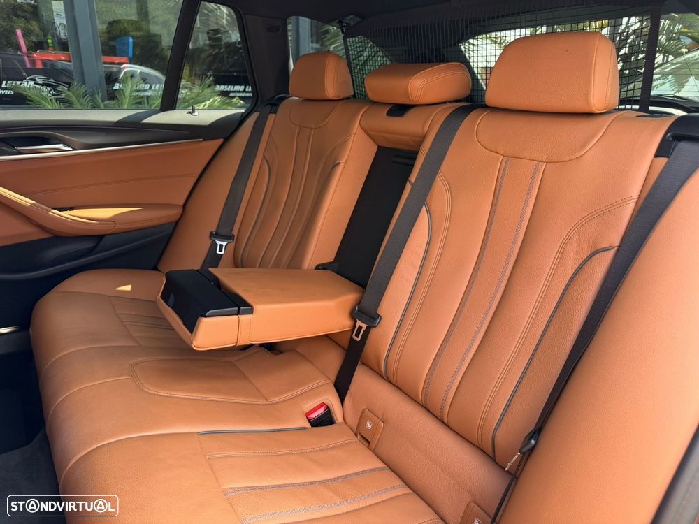 BMW 520 e Pack M — fotografia 21