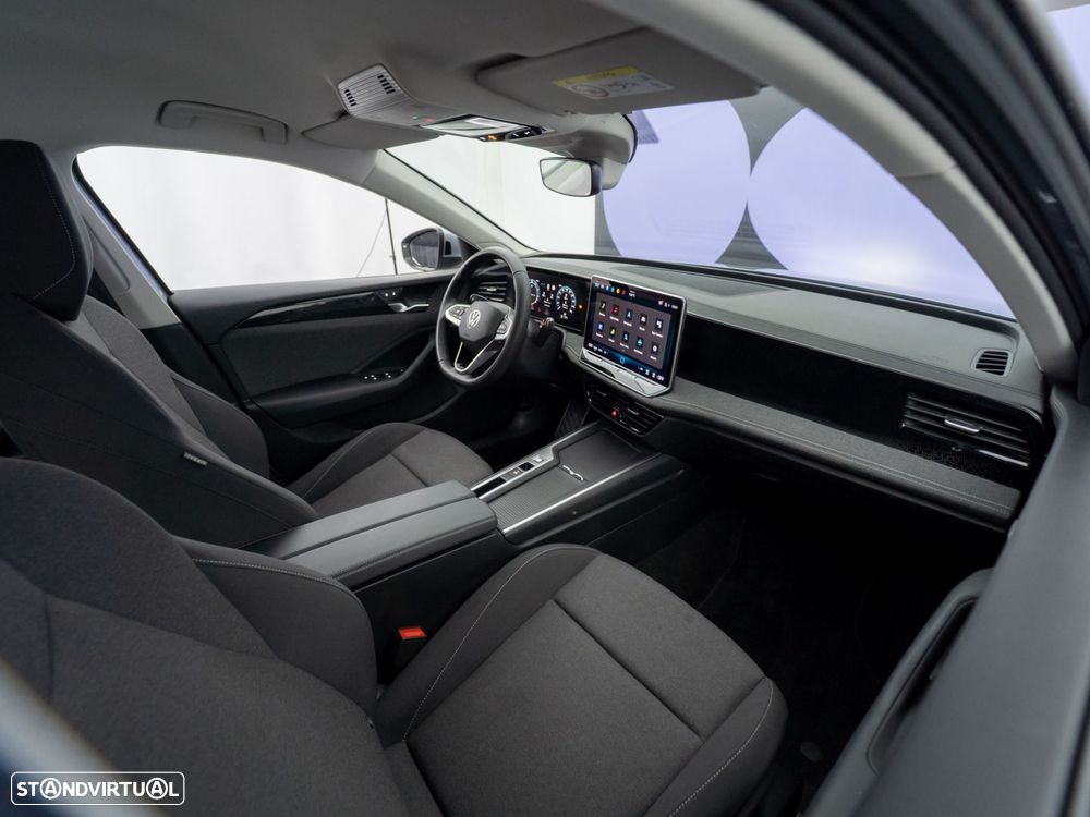 VW Passat Variant 1.5 TSI eHybrid DSG - 37