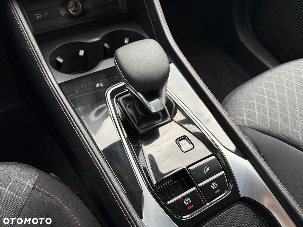 MG HS 1.5T HEV+ Excite - 23
