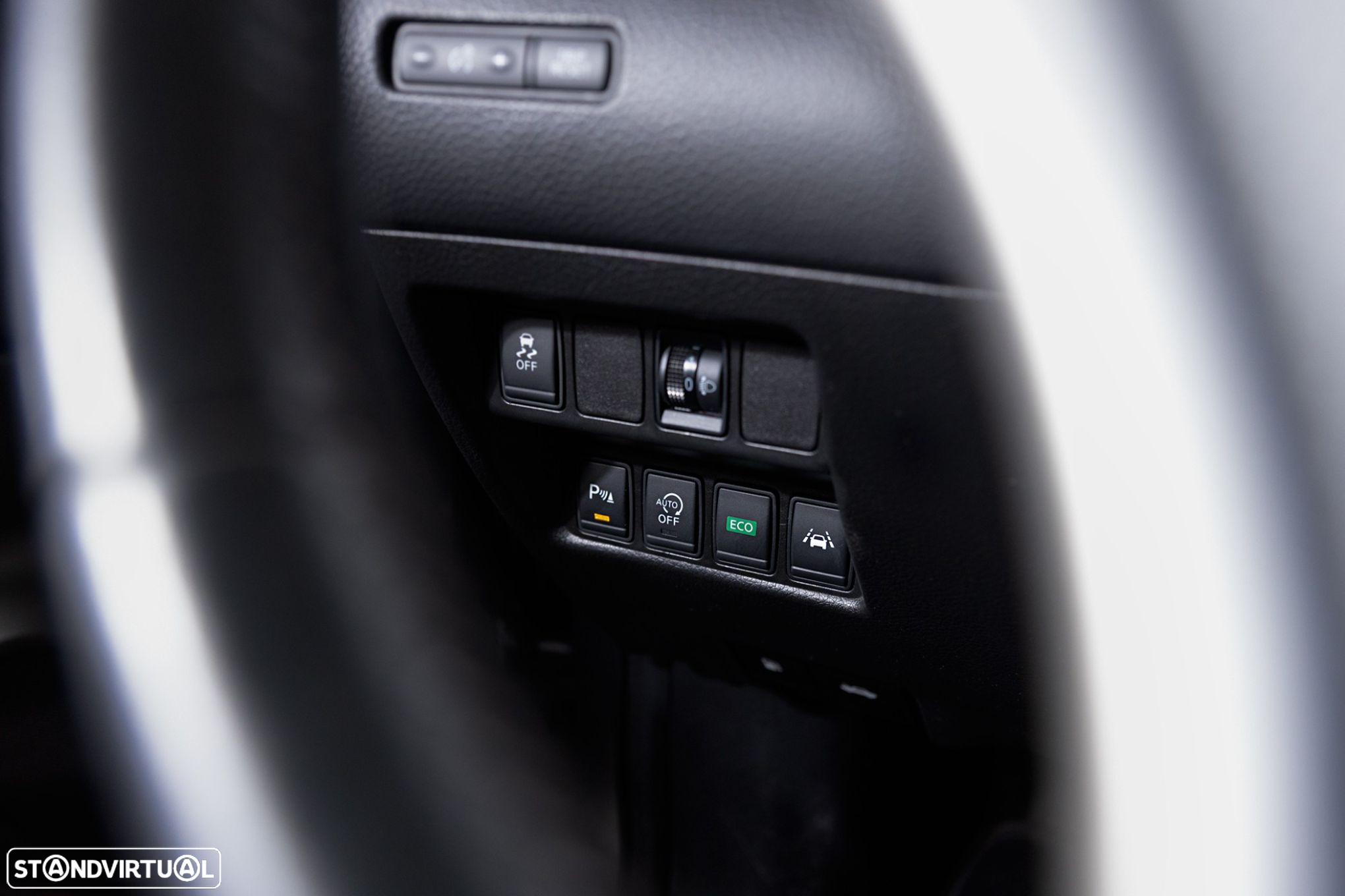 Nissan Qashqai 1.2 DIG-T N-Connecta Xtronic - 18