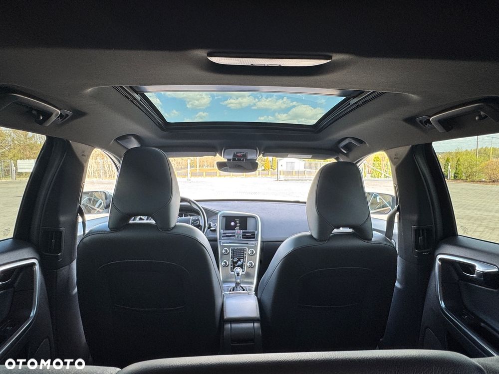 Volvo XC 60 D4 Geartronic Summum - 12