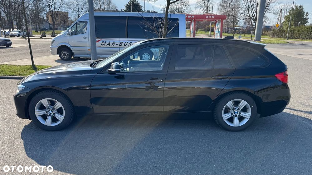 BMW Seria 3 318d - 4