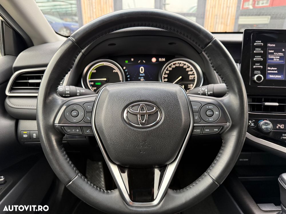 Toyota Camry Business Edition - 23