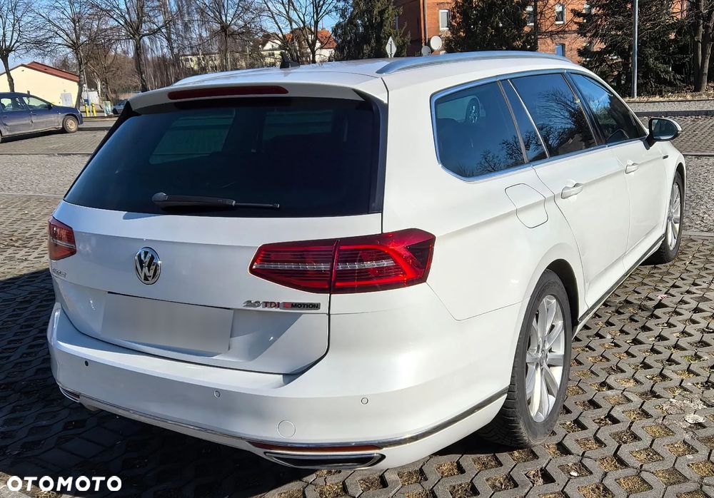 Volkswagen Passat Variant 2.0 TDI Bi-Turbo BMT 4Mot Highline DSG - 5