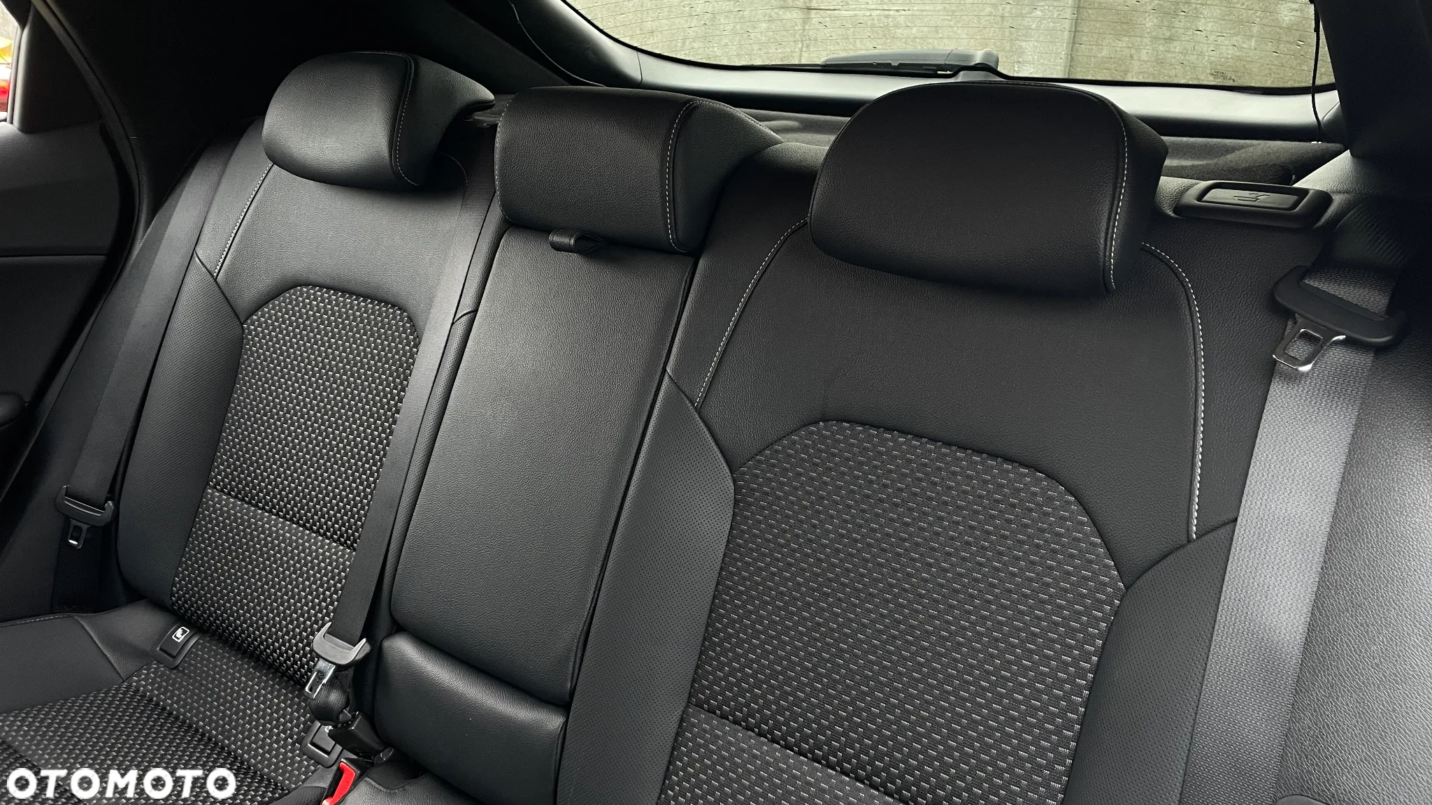 Kia XCeed 1.6 GDI PHEV L Business Line DCT - 11
