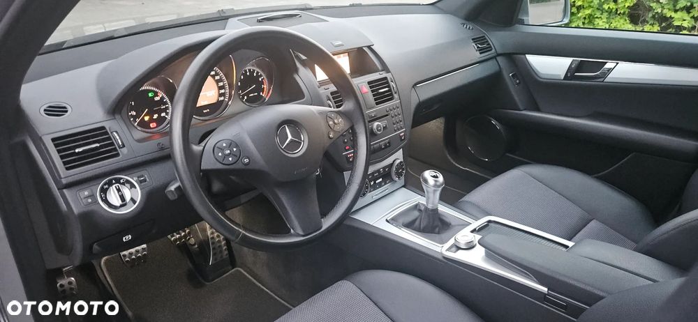 Mercedes-Benz Klasa C - 23